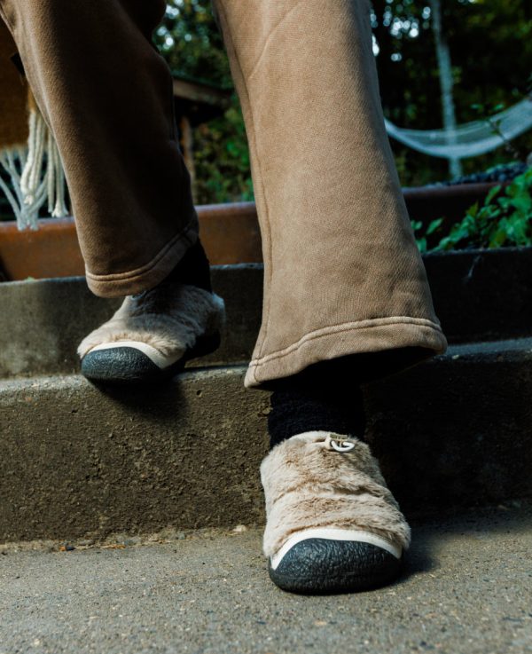 Women's Howser III Slide  |  Silver Lining/Canteen